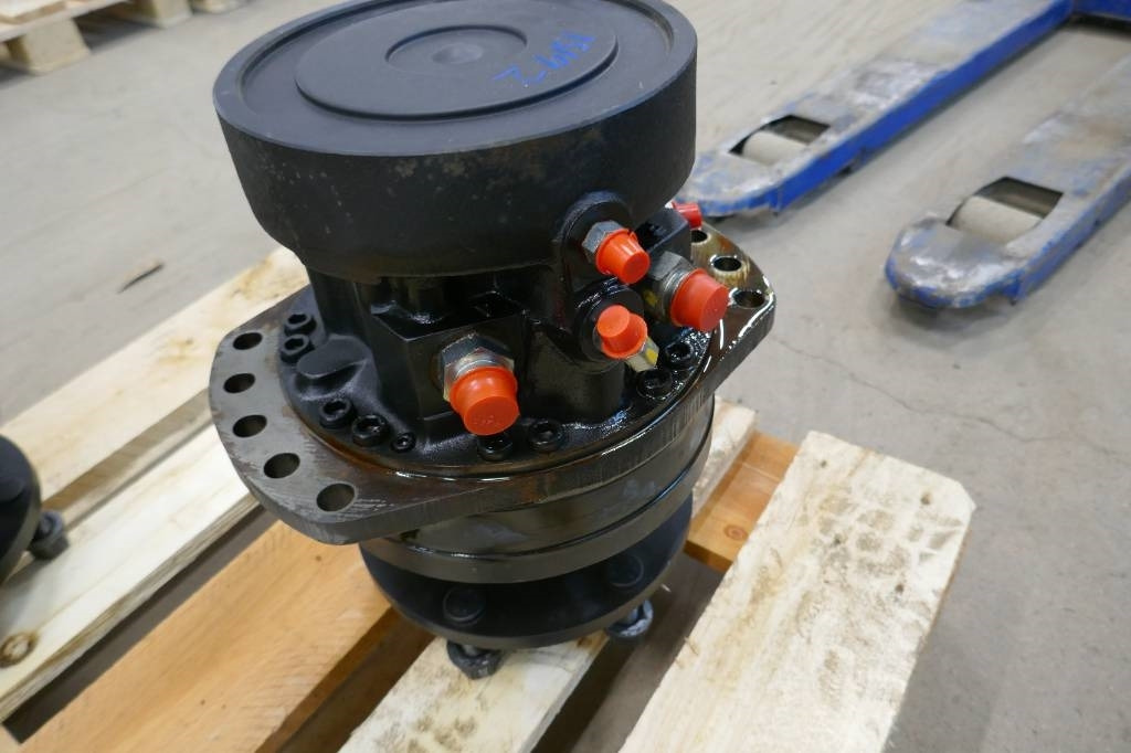 Poclain B03089G - Hydraulique pour Engins de chantier: photos 1 Poclain B03089G - Hydraulique pour Engins de chantier: photos 1