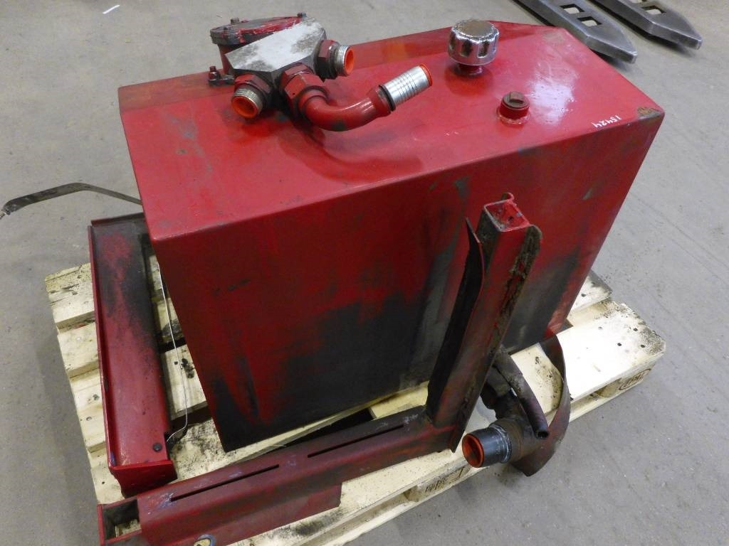 Scania Hydraultank - Hydraulique pour Camion: photos 4 Scania Hydraultank - Hydraulique pour Camion: photos 4