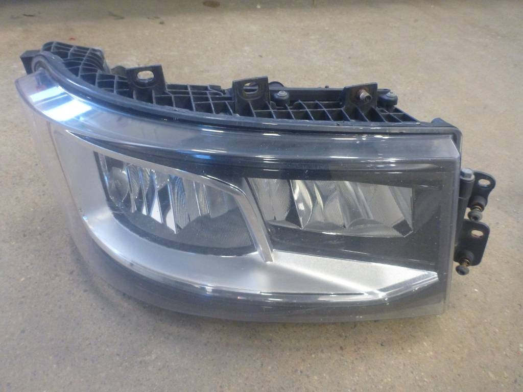 Scania Nextgen Strålkastare, 3148186 - Système électrique pour Camion: photos 1 Scania Nextgen Strålkastare, 3148186 - Système électrique pour Camion: photos 1