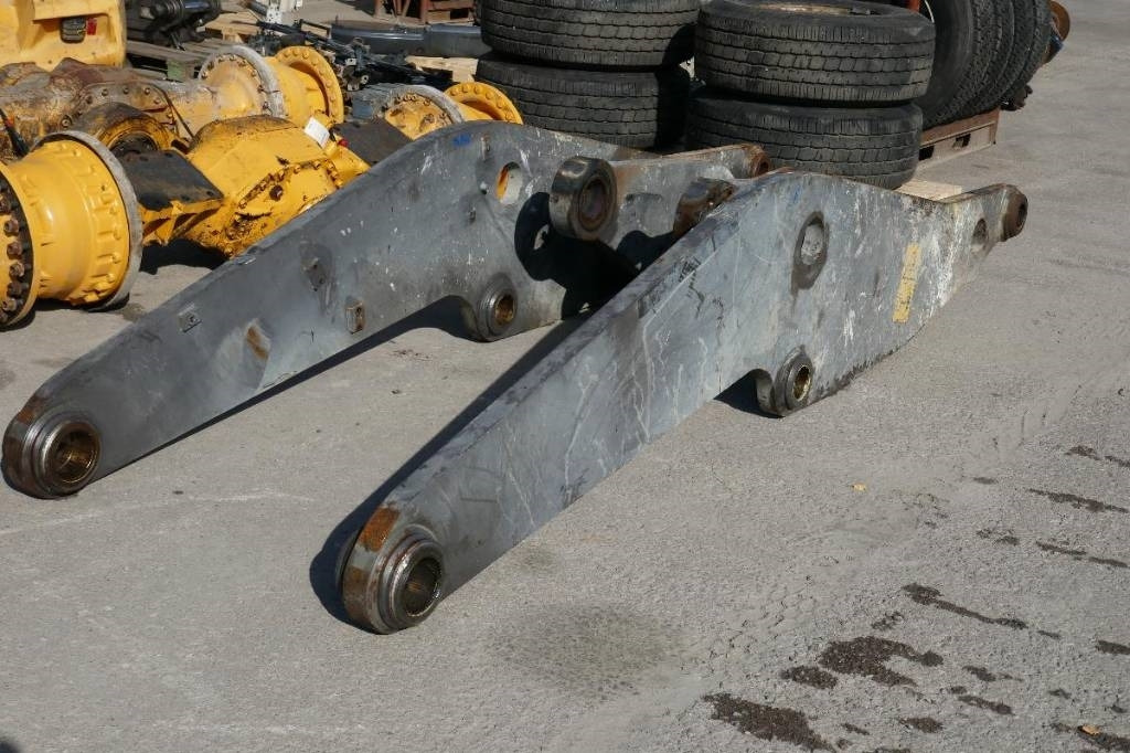 Volvo L180 lyftramverk - Flèche pour Engins de chantier: photos 2 Volvo L180 lyftramverk - Flèche pour Engins de chantier: photos 2