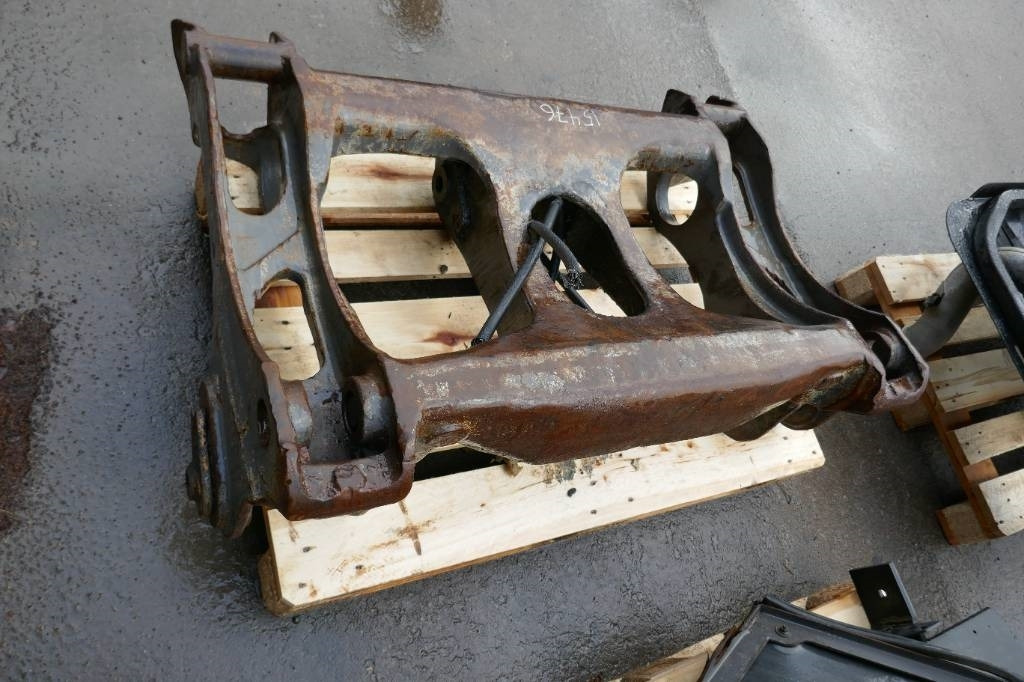 Volvo L90E Redskapsfäste - Attache rapide pour Engins de chantier: photos 2 Volvo L90E Redskapsfäste - Attache rapide pour Engins de chantier: photos 2