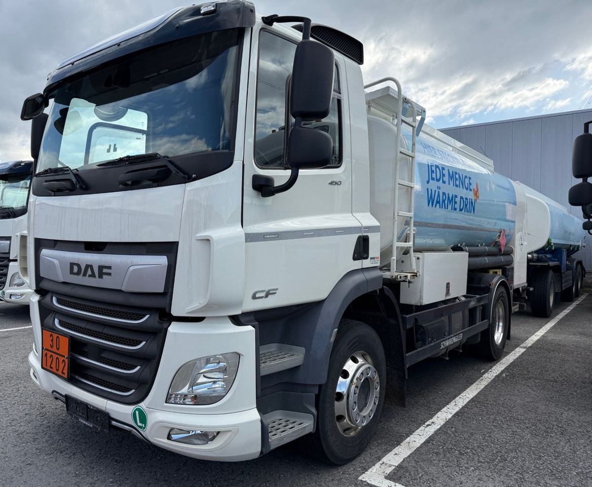 DAF CF 450 4x2, ADR, Schwingenschloegel Anhaenger - Camion citerne: photos 2 DAF CF 450 4x2, ADR, Schwingenschloegel Anhaenger - Camion citerne: photos 2