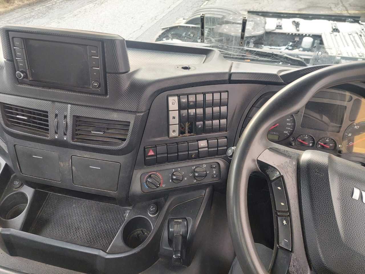 Iveco 190S40 Stralis 4x2, E6, Milchtank Jansky, RHD en crédit-bail Iveco 190S40 Stralis 4x2, E6, Milchtank Jansky, RHD: photos 18