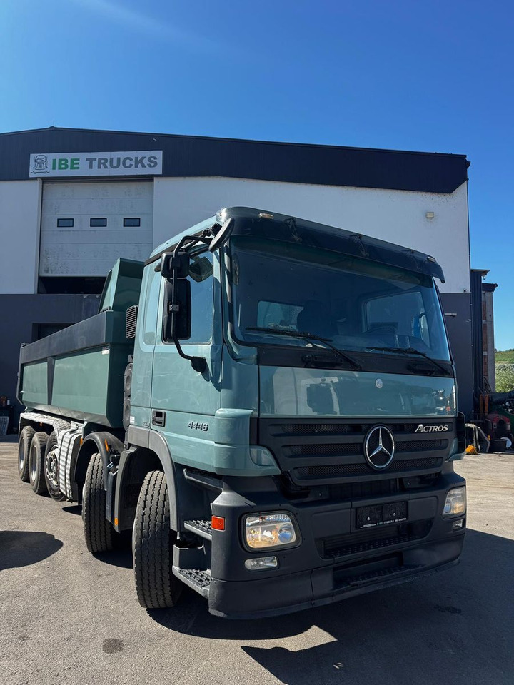 Mercedes-Benz Actros 4446 10x4, E5, MP2, EPS, Retarder - Camion benne: photos 2 Mercedes-Benz Actros 4446 10x4, E5, MP2, EPS, Retarder - Camion benne: photos 2