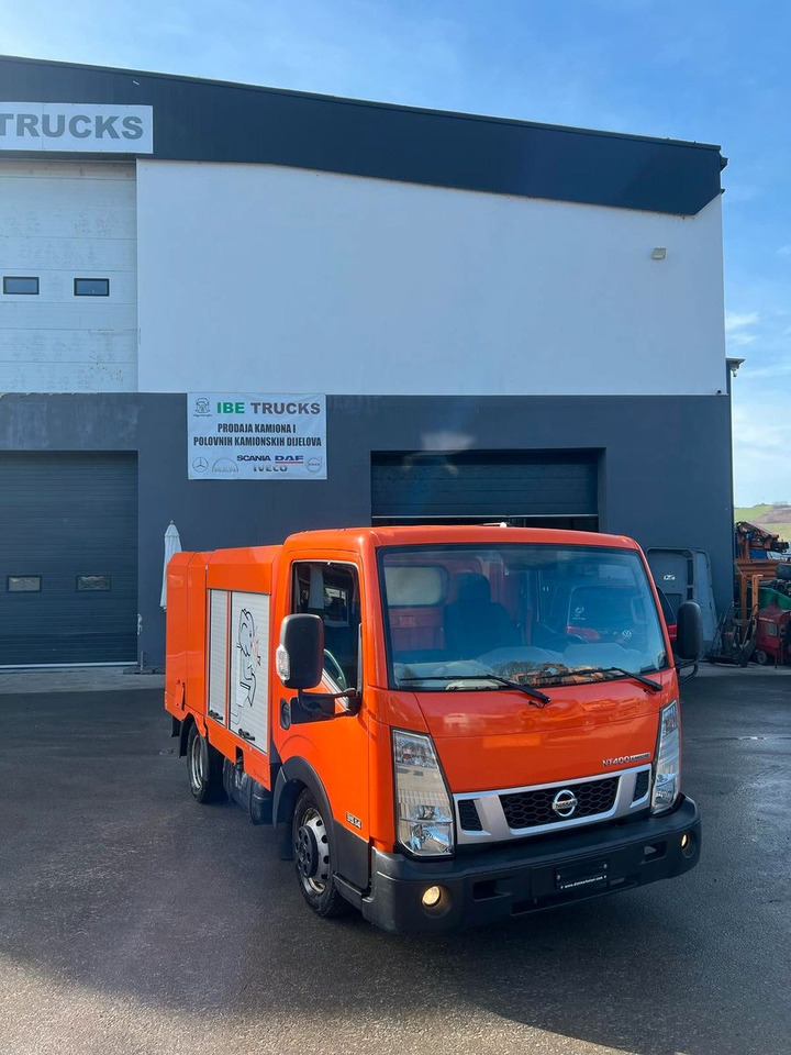Nissan NT400 Cabstar, Dietmar Kaiser, 160bar, Hochdruck - Camion hydrocureur: photos 1 Nissan NT400 Cabstar, Dietmar Kaiser, 160bar, Hochdruck - Camion hydrocureur: photos 1