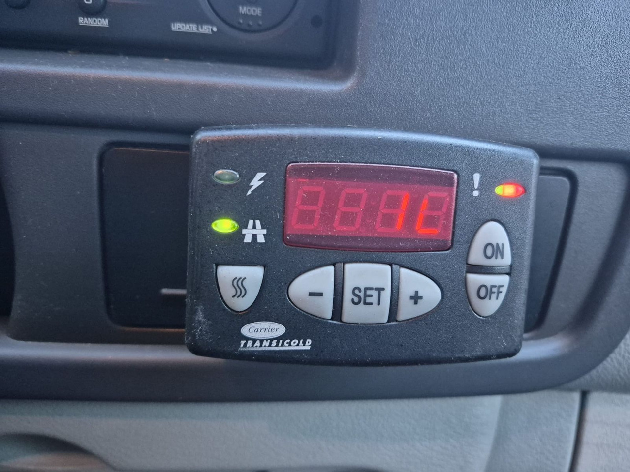 Utilitaire frigorifique Renault Master T35 dCi 120, Carrier Xarios 350, -20C: photos 12