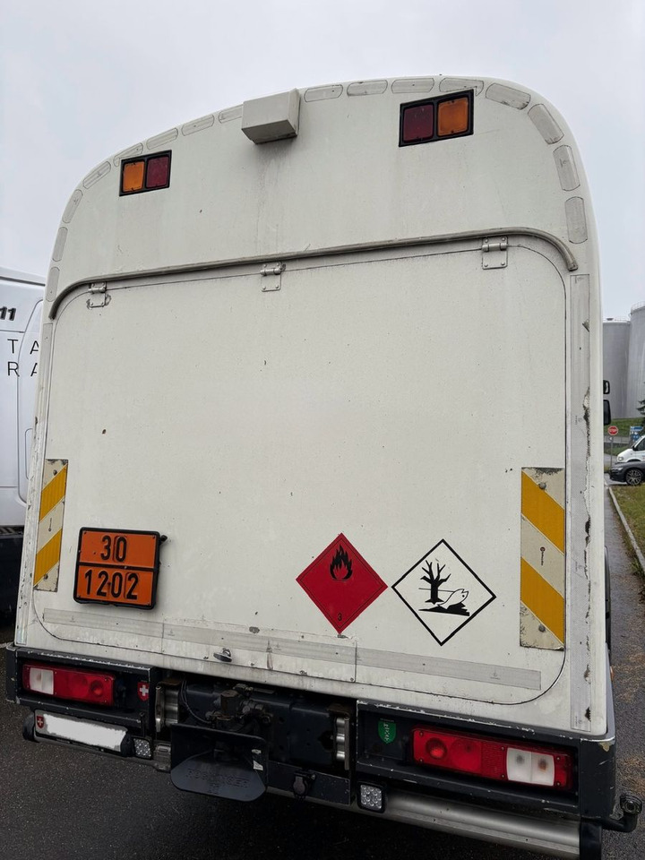 Renault T460 6x2, E6, ADR, Diesel/Benzin, Schwarzmueller - Camion citerne: photos 5 Renault T460 6x2, E6, ADR, Diesel/Benzin, Schwarzmueller - Camion citerne: photos 5