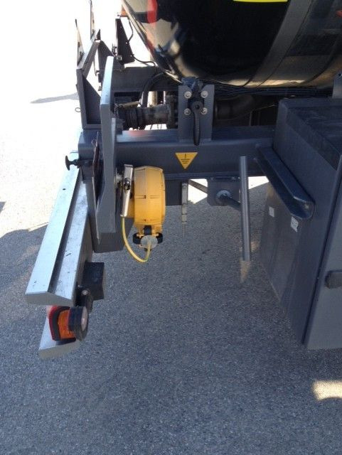 Semi-remorque citerne Schwarzmüller C203 / C12,  2 Kammern,  Bitumen, 33'000L Schwarzmüller C203 / C12,  2 Kammern,  Bitumen, 33'000L: photos 8