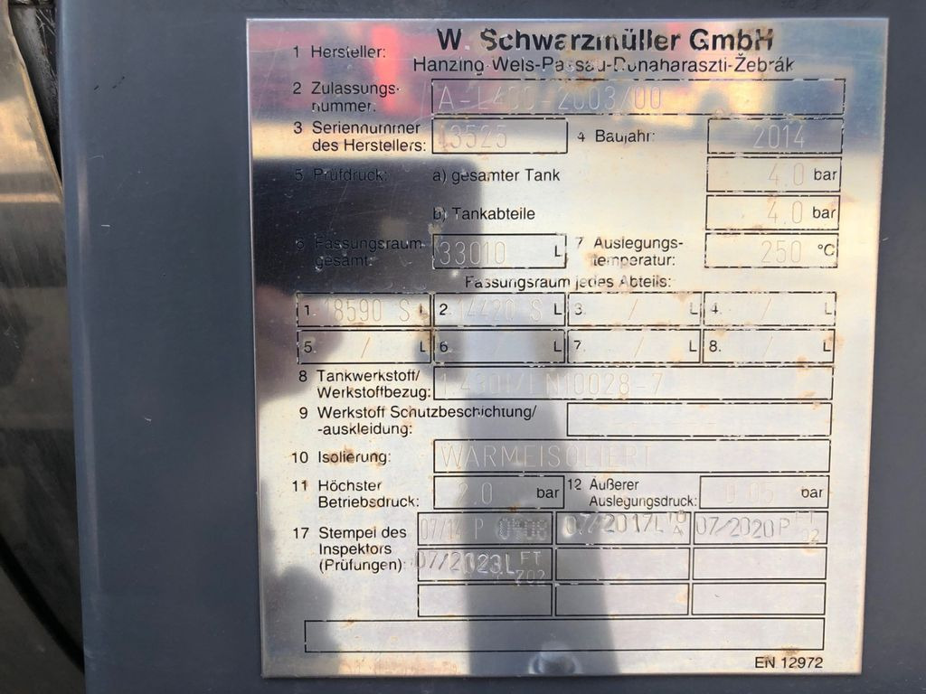 Semi-remorque citerne Schwarzmüller C203 / C12,  2 Kammern,  Bitumen, 33'000L Schwarzmüller C203 / C12,  2 Kammern,  Bitumen, 33'000L: photos 9