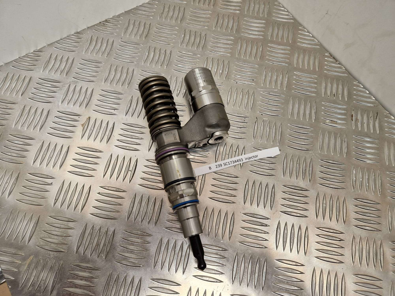 1734493 Scania fuel injector Bosch - Moteur et pièces pour Engins de chantier: photos 1 1734493 Scania fuel injector Bosch - Moteur et pièces pour Engins de chantier: photos 1