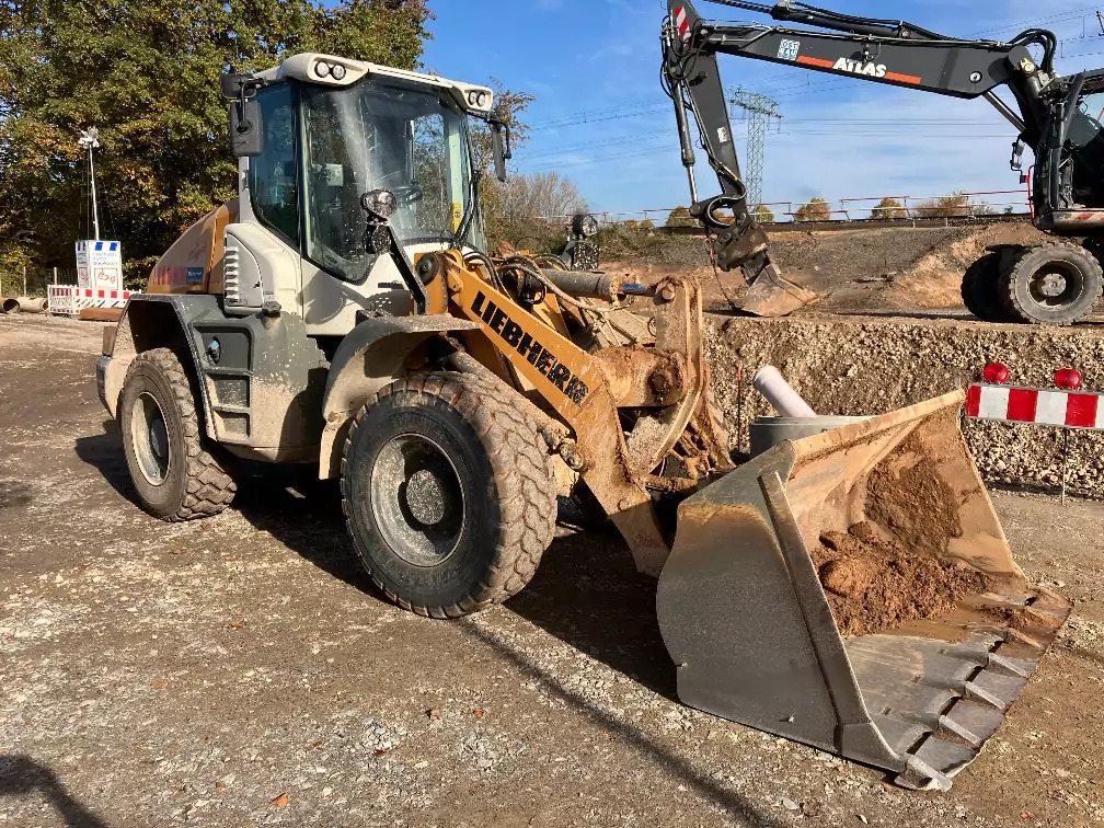 2018 Liebherr L 526 - Chargeuse sur pneus: photos 2 2018 Liebherr L 526 - Chargeuse sur pneus: photos 2