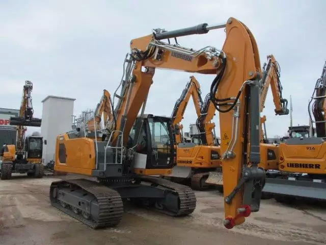 2023 Liebherr R 924 LC Litronic G8.0-D - Pelle sur chenille: photos 2 2023 Liebherr R 924 LC Litronic G8.0-D - Pelle sur chenille: photos 2