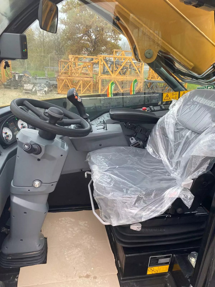 Chariot télescopique 2023 Liebherr T 46-7s: photos 6 Chariot télescopique 2023 Liebherr T 46-7s: photos 6