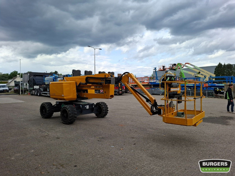 Haulotte HA16RTJ Pro - Nacelle articulée: photos 2 Haulotte HA16RTJ Pro - Nacelle articulée: photos 2