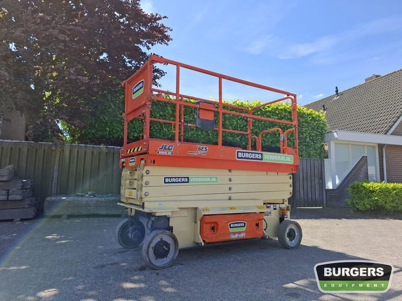 JLG 3246ES - Nacelle ciseaux: photos 1 JLG 3246ES - Nacelle ciseaux: photos 1