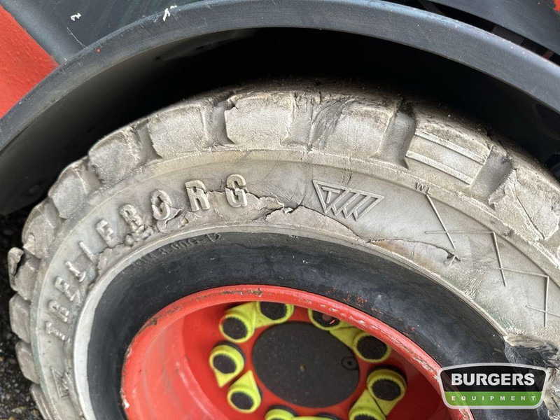 Linde E30H-01 600 - Chariot élévateur électrique: photos 4 Linde E30H-01 600 - Chariot élévateur électrique: photos 4