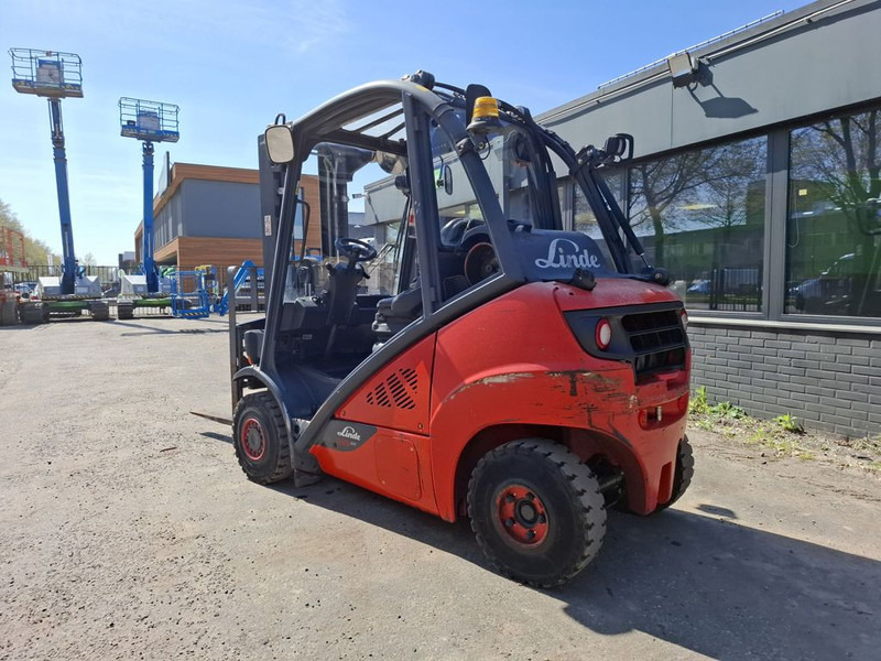Linde H25T - Chariot élévateur à gaz: photos 4 Linde H25T - Chariot élévateur à gaz: photos 4