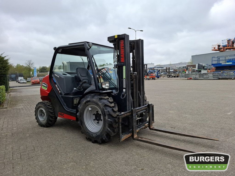 Manitou MC 25-4 D K ST5 S1 Buggy - Chariot élévateur diesel: photos 2 Manitou MC 25-4 D K ST5 S1 Buggy - Chariot élévateur diesel: photos 2