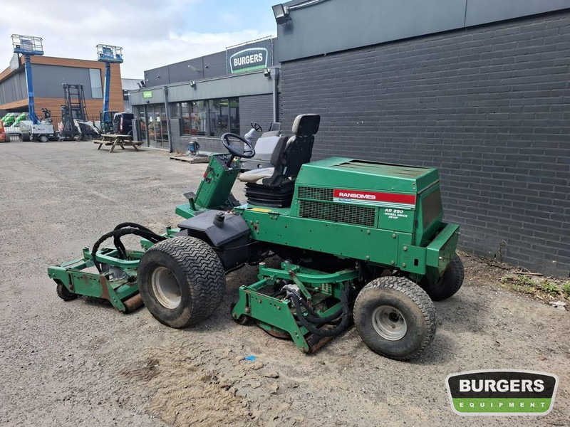 Ransomes AR250 - Motofaucheuse: photos 5 Ransomes AR250 - Motofaucheuse: photos 5