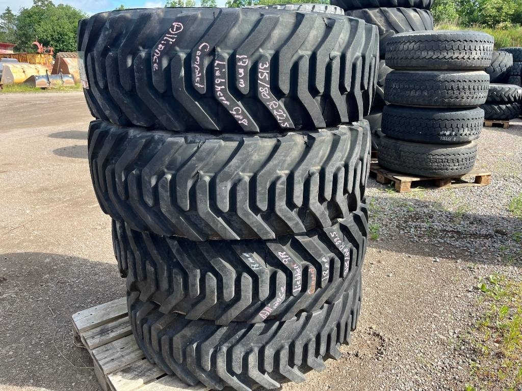 Alliance 315/80-22,5 till Liebherr A 918  - Pneu pour Engins de chantier: photos 1 Alliance 315/80-22,5 till Liebherr A 918  - Pneu pour Engins de chantier: photos 1
