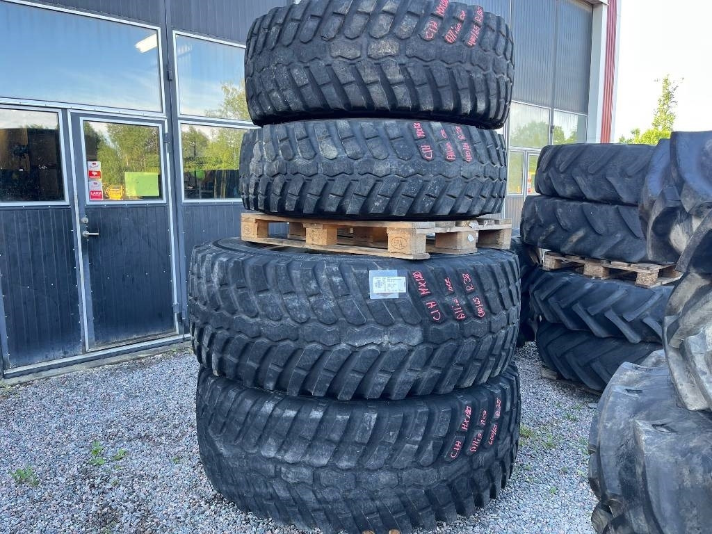 Alliance 600/65-R38 480/65-R28 till Case MX120 - Pneu pour Machine agricole: photos 1 Alliance 600/65-R38 480/65-R28 till Case MX120 - Pneu pour Machine agricole: photos 1
