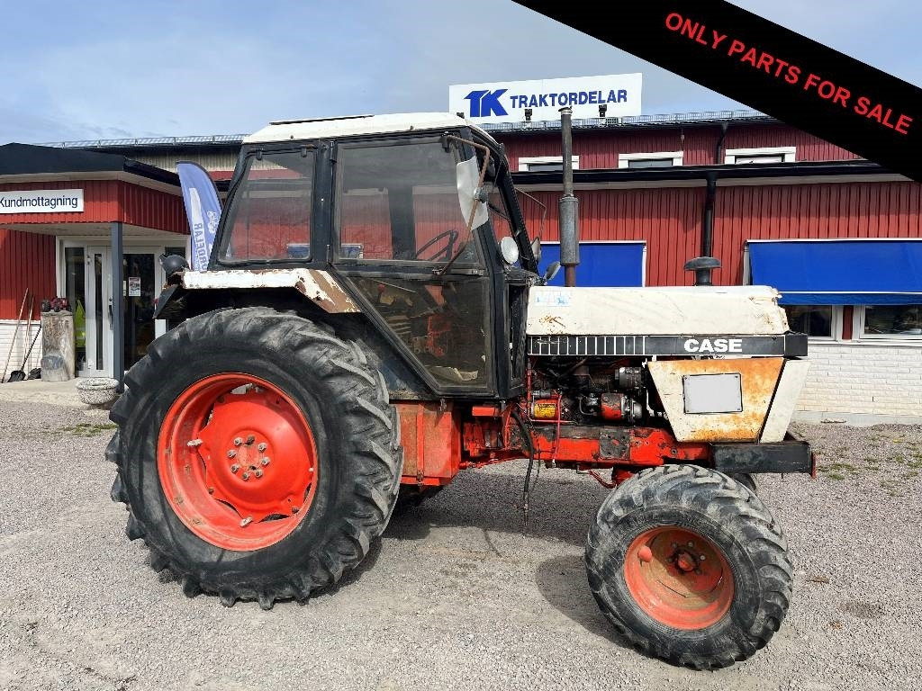 Case 1490 Dismantled. Only spare parts - Tracteur agricole: photos 1 Case 1490 Dismantled. Only spare parts - Tracteur agricole: photos 1