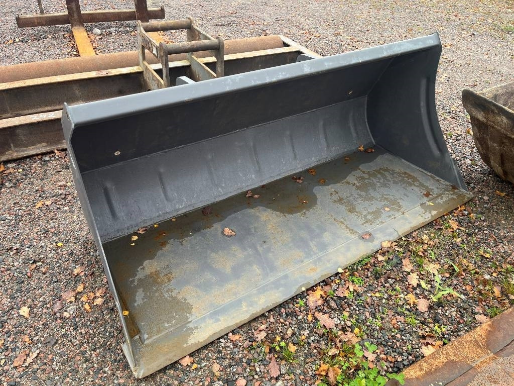 Grusskopa Jordskopa Trima SMS fäste - Godet pour chargeur: photos 2 Grusskopa Jordskopa Trima SMS fäste - Godet pour chargeur: photos 2