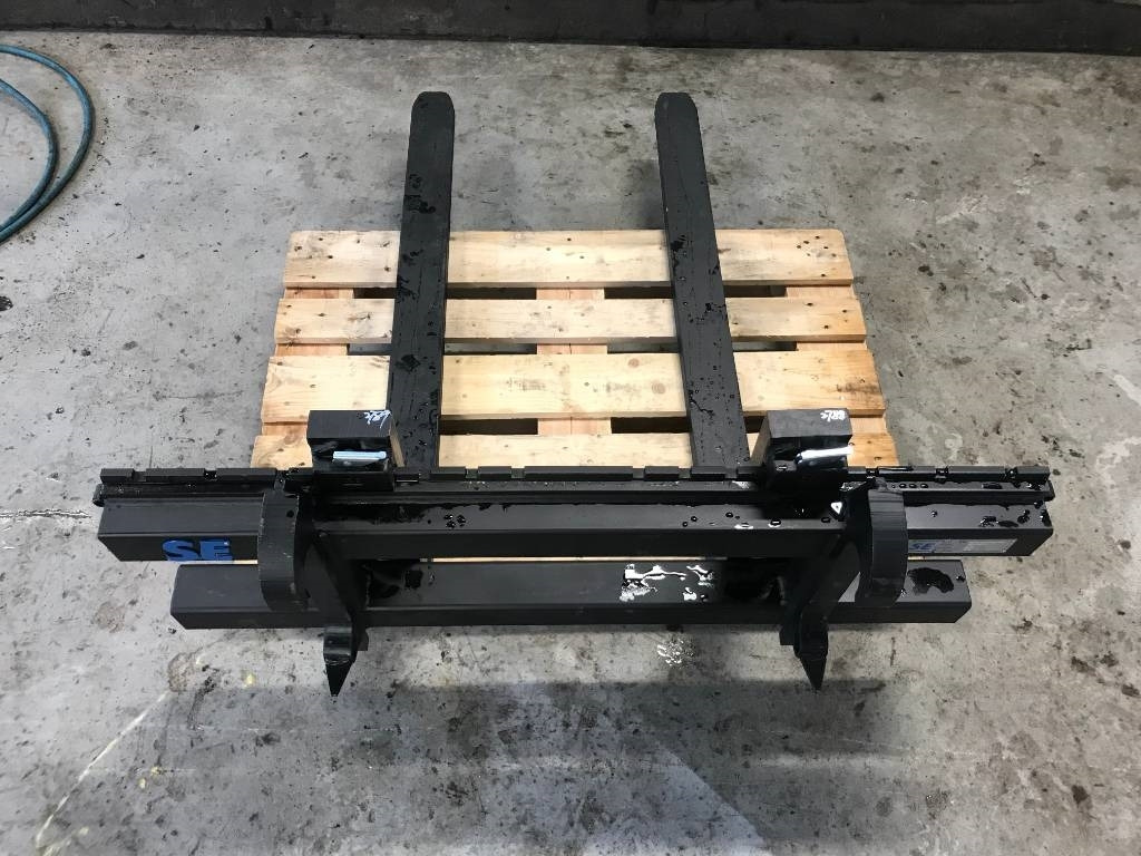 Pallgafflar 2,5 ton SMS / Trima SE - Fourches pour Engins de chantier: photos 3 Pallgafflar 2,5 ton SMS / Trima SE - Fourches pour Engins de chantier: photos 3