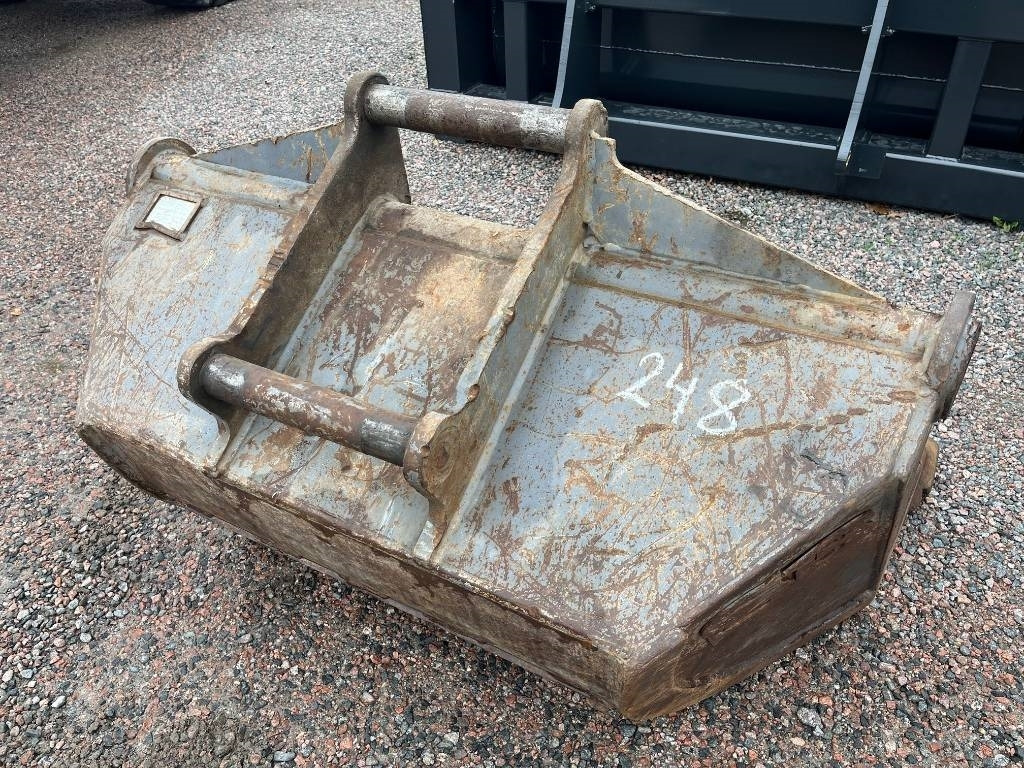 Planerskopa / Planning bucket SB S60 - Godet pour Engins de chantier: photos 3 Planerskopa / Planning bucket SB S60 - Godet pour Engins de chantier: photos 3