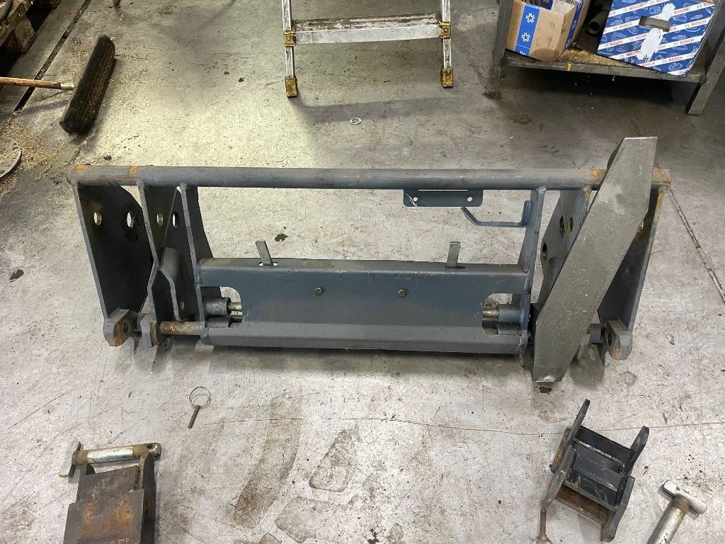 Redskapsfäste Euro Lilla Bm till Quicke Q75 - Attache rapide: photos 5 Redskapsfäste Euro Lilla Bm till Quicke Q75 - Attache rapide: photos 5