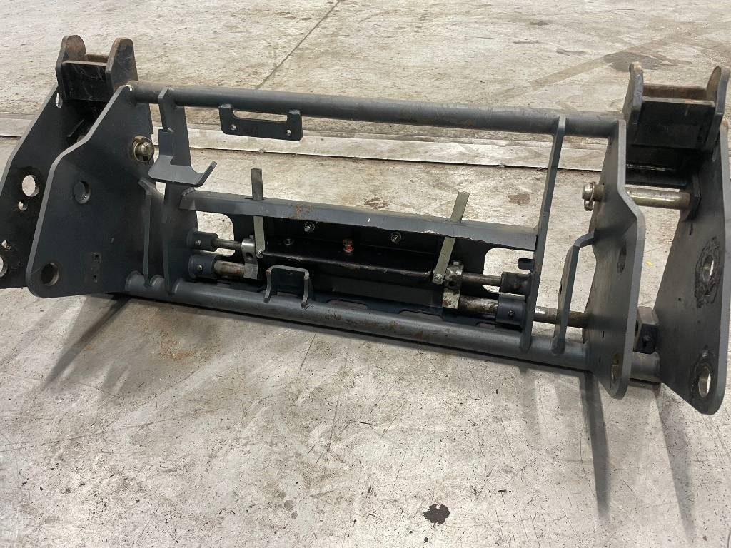 Redskapsfäste Euro Lilla Bm till Quicke Q75 - Attache rapide: photos 3 Redskapsfäste Euro Lilla Bm till Quicke Q75 - Attache rapide: photos 3