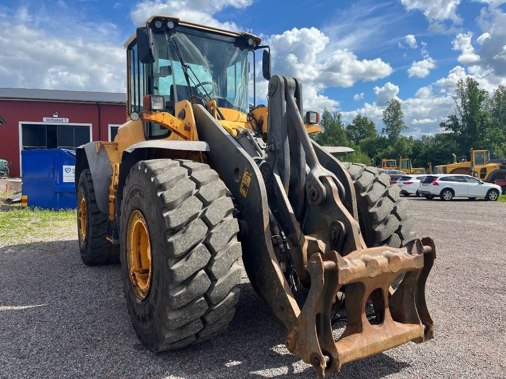 Volvo L 110 F - Chargeuse sur pneus: photos 5 Volvo L 110 F - Chargeuse sur pneus: photos 5