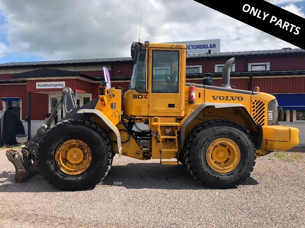 Volvo L 120 E Dismantled: only spare parts - Chargeuse sur pneus: photos 1 Volvo L 120 E Dismantled: only spare parts - Chargeuse sur pneus: photos 1