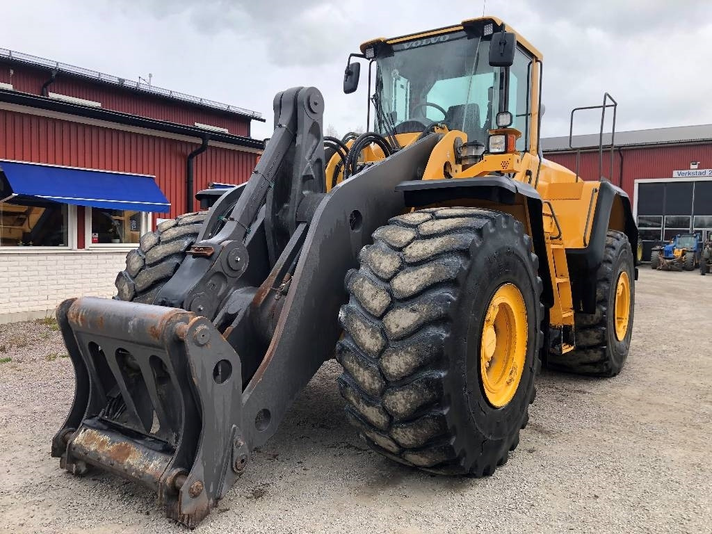 Volvo L 220 G Dismantled: only spare parts - Chargeuse sur pneus: photos 3 Volvo L 220 G Dismantled: only spare parts - Chargeuse sur pneus: photos 3