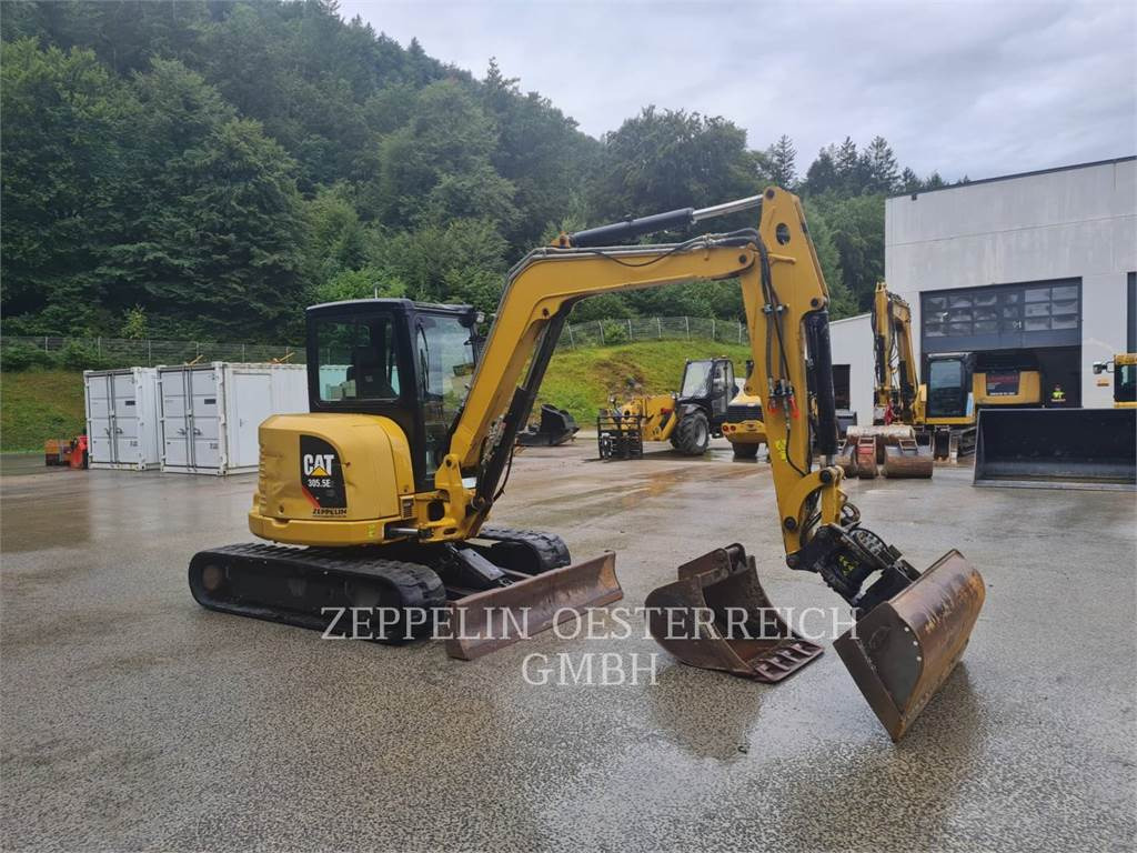 CAT 305.5E2CR - Pelle sur chenille: photos 3 CAT 305.5E2CR - Pelle sur chenille: photos 3