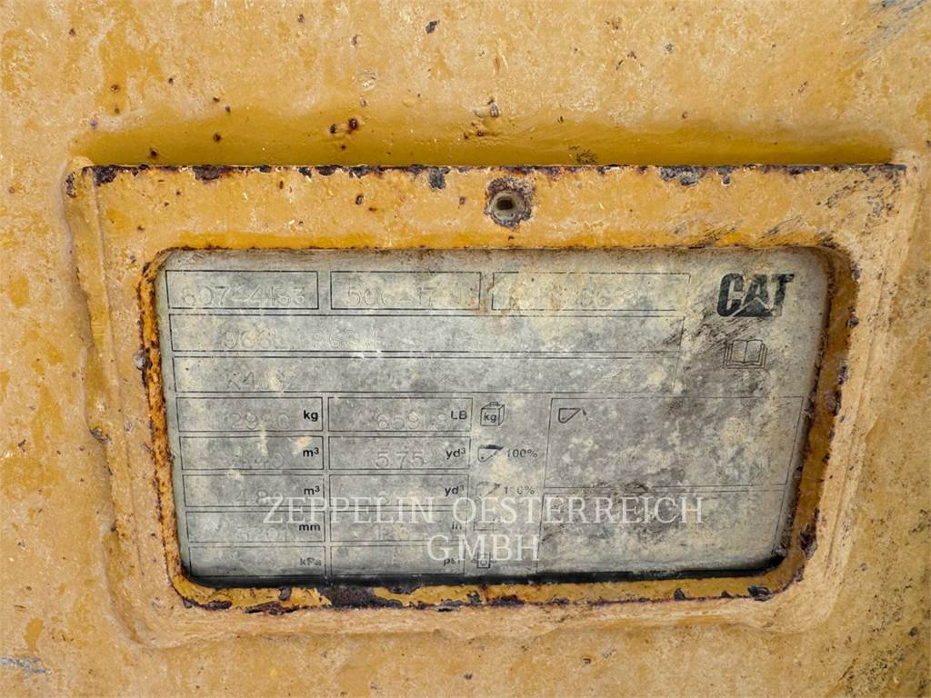 Chargeuse sur pneus CAT 966-14: photos 16
