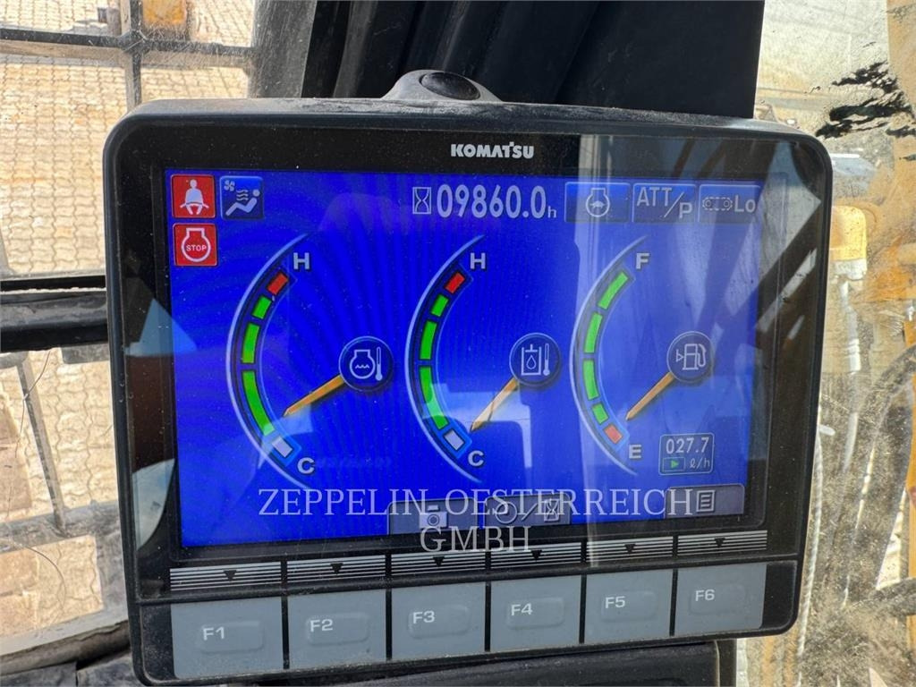 Komatsu PC490LC-10 - Pelle sur chenille: photos 3 Komatsu PC490LC-10 - Pelle sur chenille: photos 3