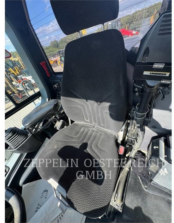 Chargeuse sur pneus Liebherr L586: photos 13