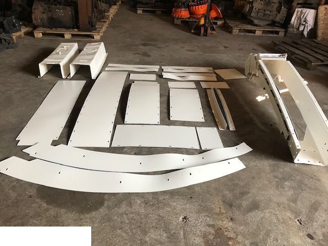 Carrosserie et extérieur pour Ensileuse Claas Jaguar 960 - Tunel /  Rura Wyrzutu: photos 6