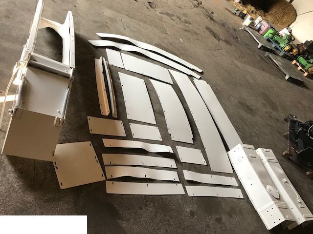 Carrosserie et extérieur pour Ensileuse Claas Jaguar 960 - Tunel /  Rura Wyrzutu: photos 8