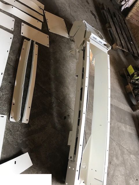 Carrosserie et extérieur pour Ensileuse Claas Jaguar 960 - Tunel /  Rura Wyrzutu: photos 9