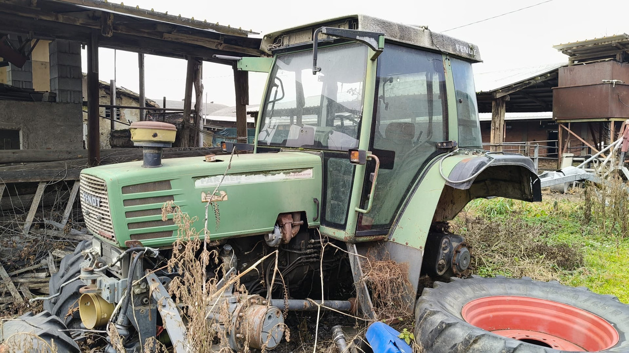 Fendt 309 - na części - błotniki - Carrosserie et extérieur pour Tracteur agricole: photos 2 Fendt 309 - na części - błotniki - Carrosserie et extérieur pour Tracteur agricole: photos 2