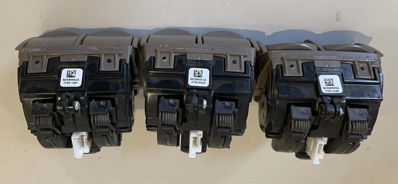 JOHN DEERE guziki sterowanie RE586555 RE586551 RE586552 - Système électrique pour Machine agricole: photos 2 JOHN DEERE guziki sterowanie RE586555 RE586551 RE586552 - Système électrique pour Machine agricole: photos 2