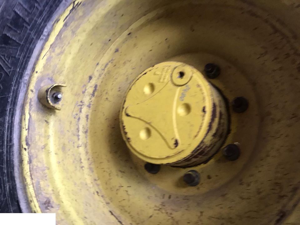 Jante pour Machine agricole John Deere 3400 - CZĘŚCI - Felgi: photos 7