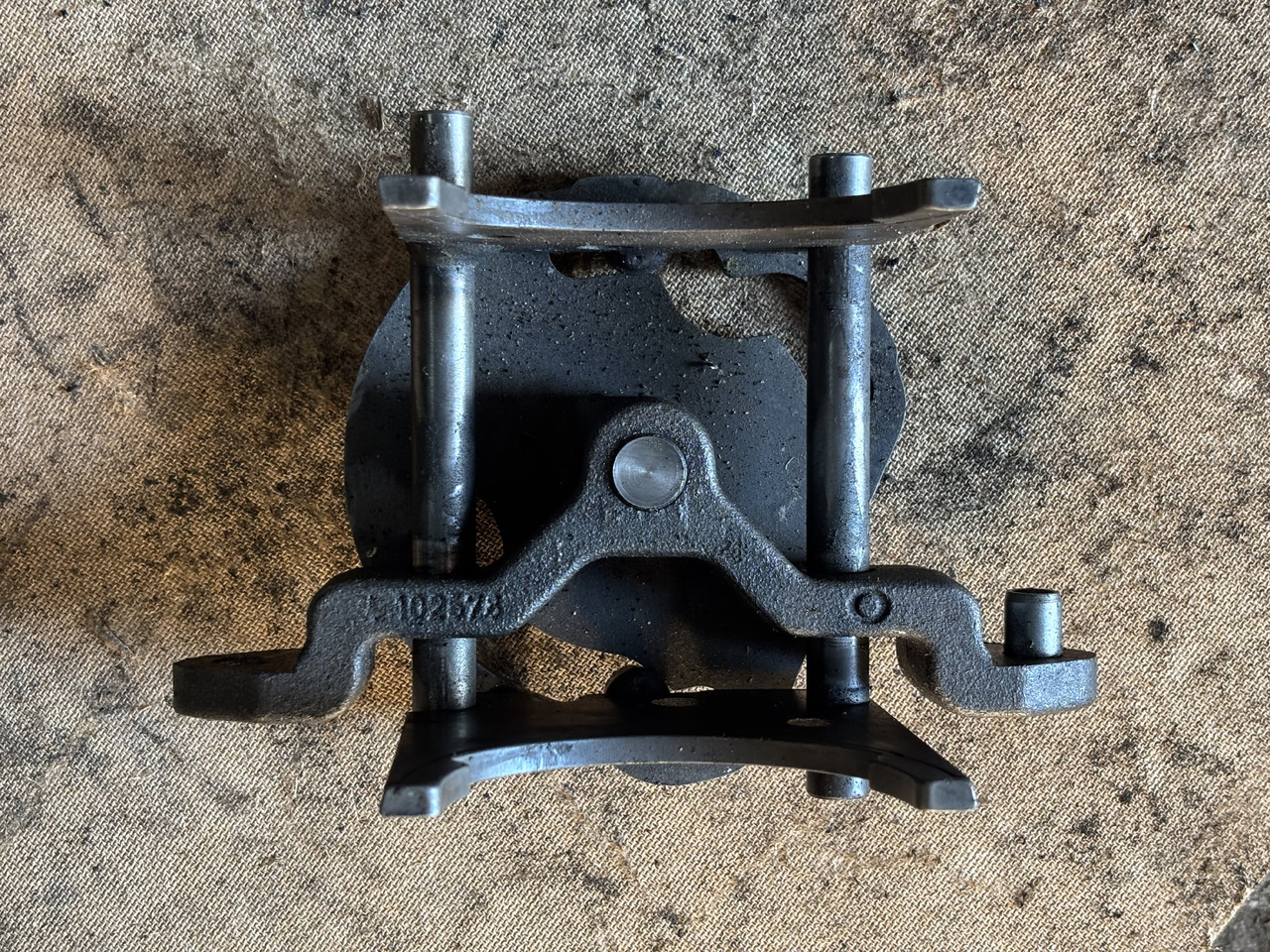 John Deere 6010 6110 6210 Podpora Przełącznik Krzywka AL110090 L102578 AL110091 AL112204 - Transmission pour Machine agricole: photos 2 John Deere 6010 6110 6210 Podpora Przełącznik Krzywka AL110090 L102578 AL110091 AL112204 - Transmission pour Machine agricole: photos 2