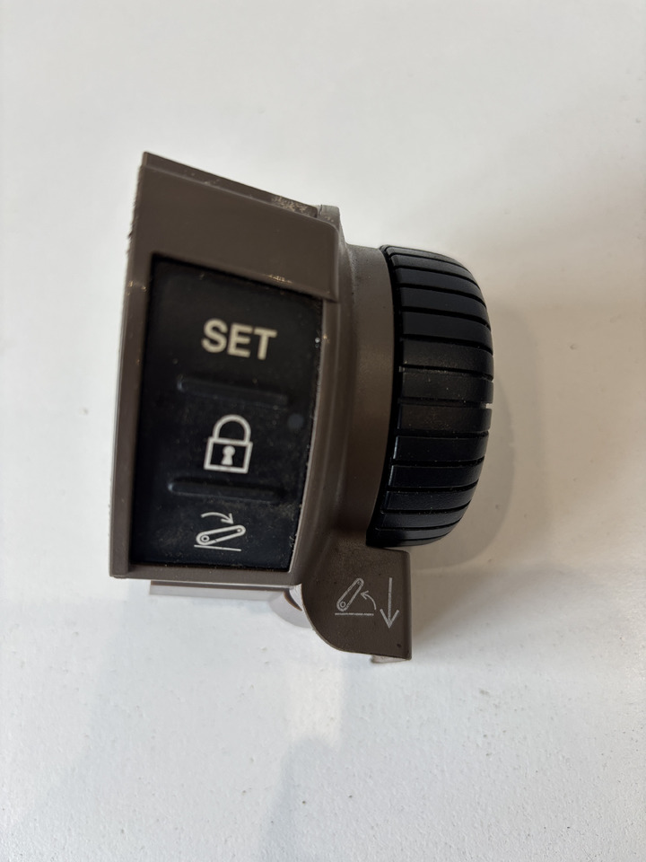 John Deere seria 6000 7000 8000 R - pokrętło sterowanie zaczepem tylnym RE584123 - Cabine et intérieur pour Machine agricole: photos 3 John Deere seria 6000 7000 8000 R - pokrętło sterowanie zaczepem tylnym RE584123 - Cabine et intérieur pour Machine agricole: photos 3