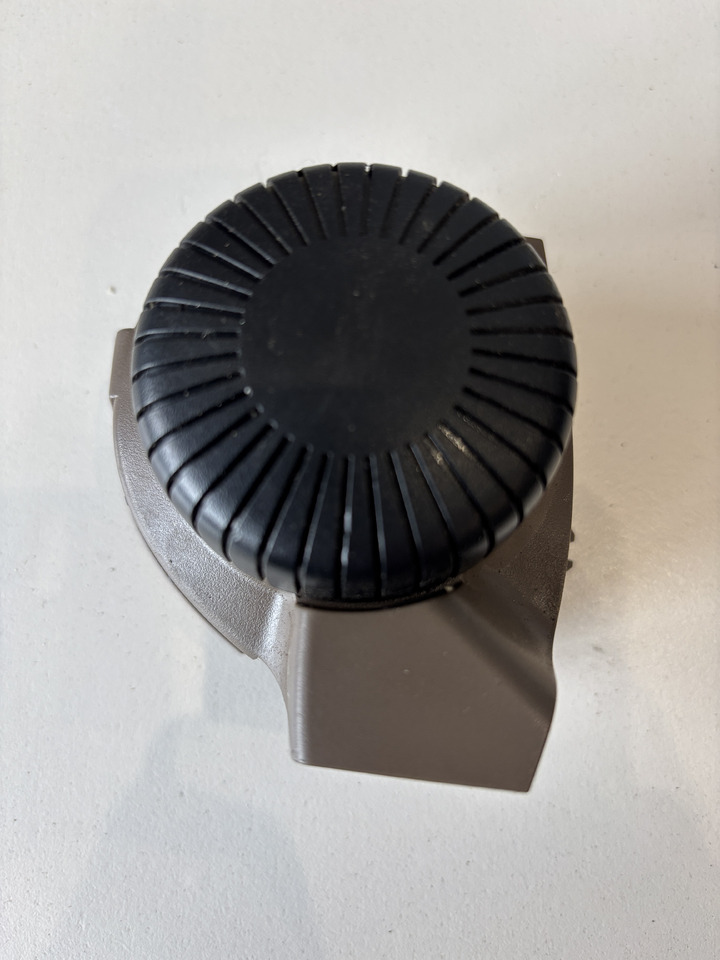 John Deere seria 6000 7000 8000 R - pokrętło sterowanie zaczepem tylnym RE584123 - Cabine et intérieur pour Machine agricole: photos 2 John Deere seria 6000 7000 8000 R - pokrętło sterowanie zaczepem tylnym RE584123 - Cabine et intérieur pour Machine agricole: photos 2