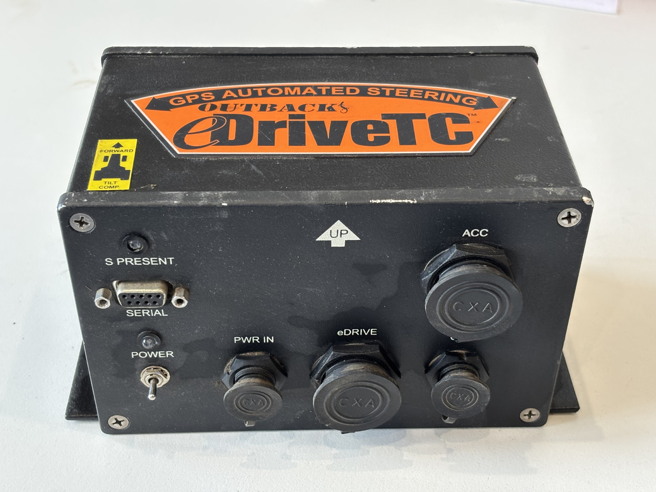 Outback eDrive GPS System Automatycznego Kierowania John Deere Claas - Système de navigation pour Machine agricole: photos 1 Outback eDrive GPS System Automatycznego Kierowania John Deere Claas - Système de navigation pour Machine agricole: photos 1