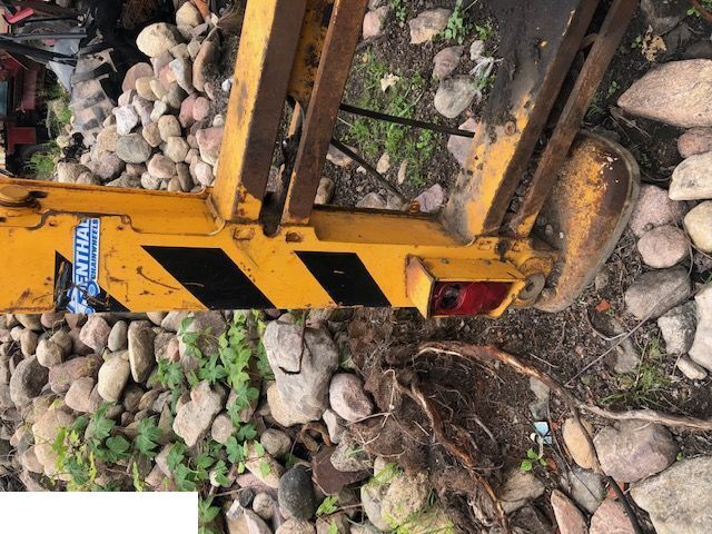 JCB 3cx - Podpora - Pièces de rechange pour Tractopelle: photos 4 JCB 3cx - Podpora - Pièces de rechange pour Tractopelle: photos 4
