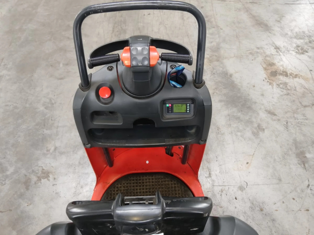 Linde N20/540mm/2400mm - Préparateur de commandes: photos 3 Linde N20/540mm/2400mm - Préparateur de commandes: photos 3